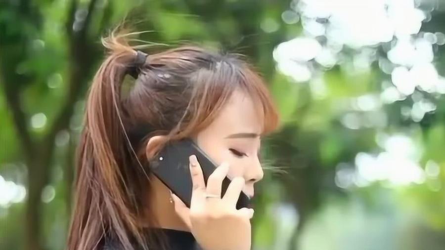 救援跳绳女孩